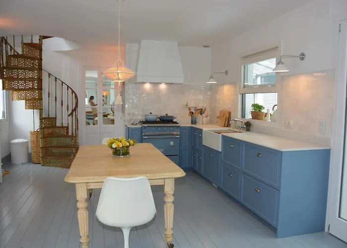 La Colonial - 5 Minutes Walk From And 10 Minutes From Center Design Willa