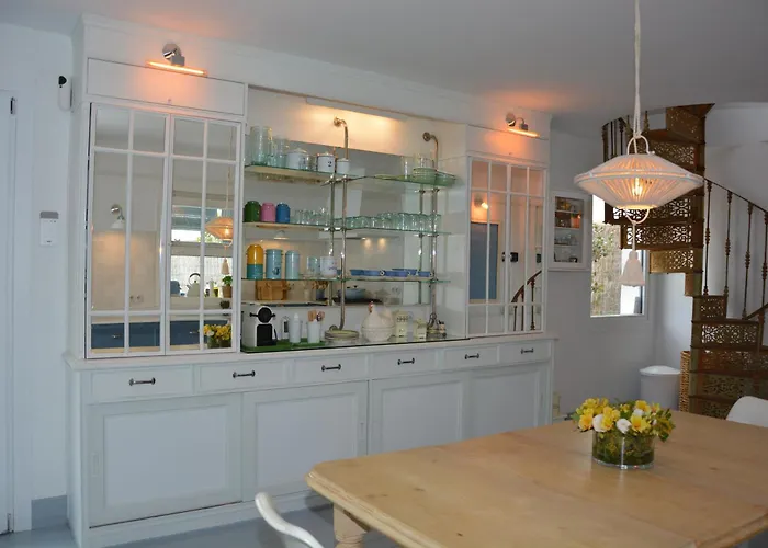 Willa La Colonial - 5 Minutes Walk From And 10 Minutes From Center Design *