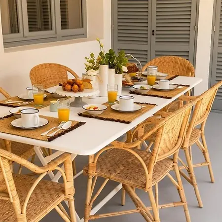 La Colonial - 5 Minutes Walk From And 10 Minutes From Center Design וילה *