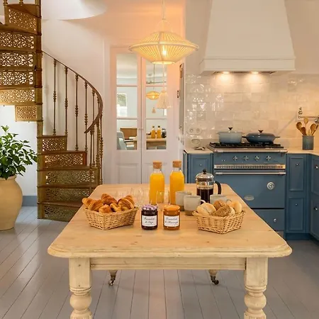 La Colonial - 5 Minutes Walk From And 10 Minutes From Center Design *