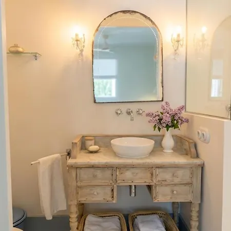 La Colonial - 5 Minutes Walk From And 10 Minutes From Center Design וילה סיטגס
