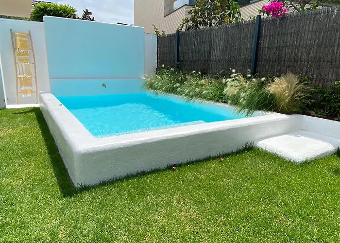 La Colonial - 5 Minutes Walk From And 10 Minutes From Center Design * 시체스