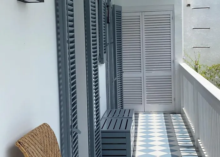 La Colonial - 5 Minutes Walk From And 10 Minutes From Center Design Villa