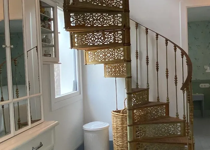 La Colonial - 5 Minutes Walk From And 10 Minutes From Center Design * 시체스