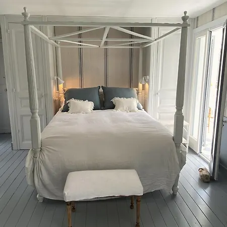 Вілла La Colonial - 5 Minutes Walk From And 10 Minutes From Center Design Сіджас